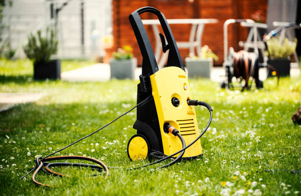 Best Animal Enclosure Cleaning  in Lewisburg, PA
